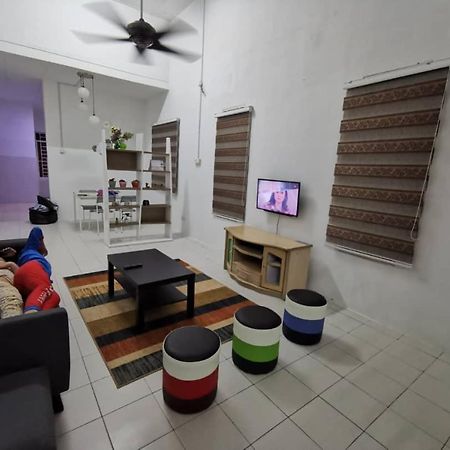 As'Cattleya Homestay Sepang Eksteriør bilde