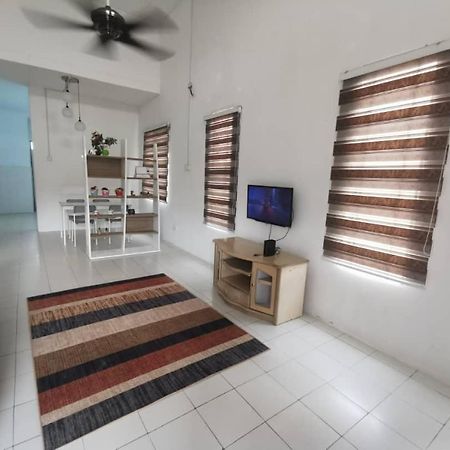 As'Cattleya Homestay Sepang Eksteriør bilde